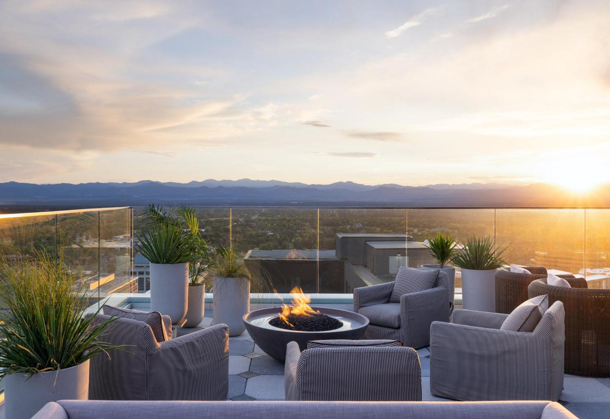 Kimpton Claret Hotel By Ihg DEN Exterior foto